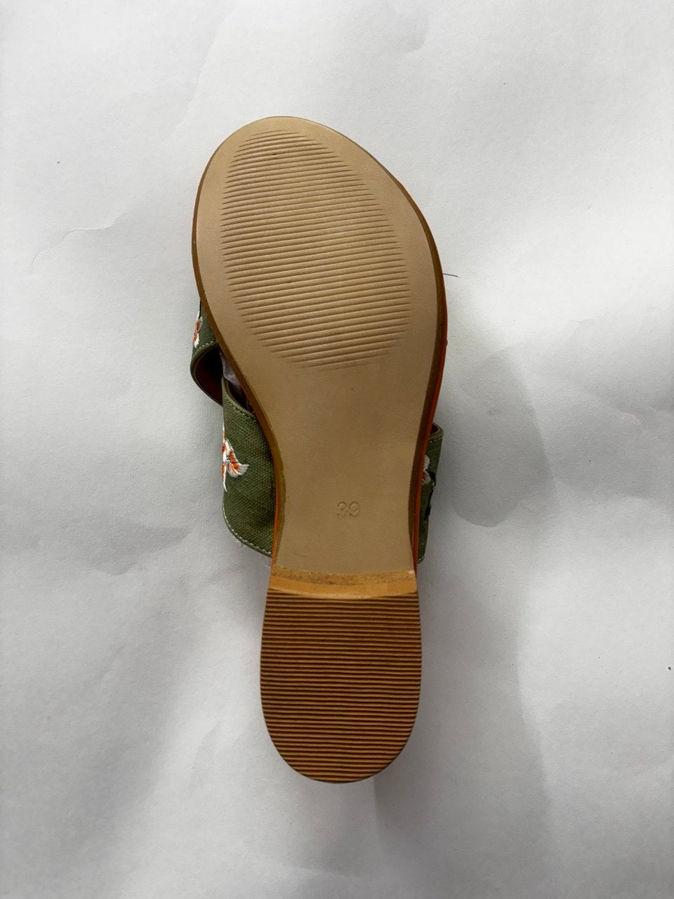 Aaranya Green Embellished Criss-Cross Flats