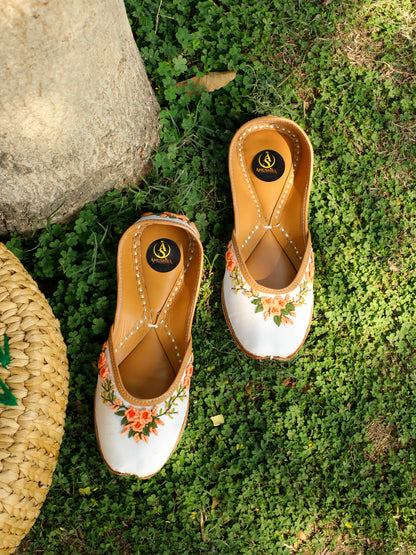 Gulnaar white embellished jutti for women – front product view