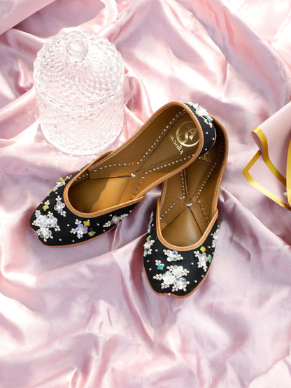 Ruh black embellished ethnic flats for women – side product view