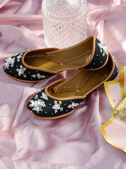 Ruh black embellished ethnic flats for women – top product view