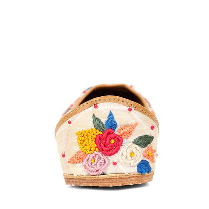 Blossom white embellished ethnic flats for women – additional product view