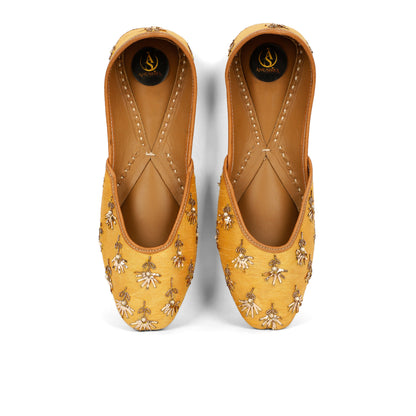 Fawn yellow embellished ethnic flats for women – embellishment detail view