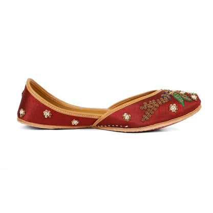 Meher Peacock Jutti