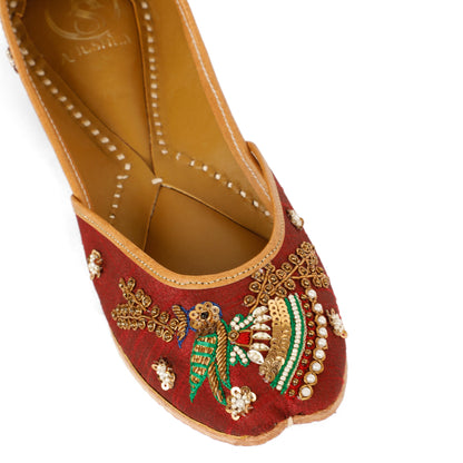Meher Peacock Jutti