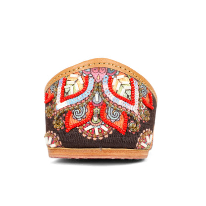 Rangriti Kalamkari black embellished jutti for women – additional detail view