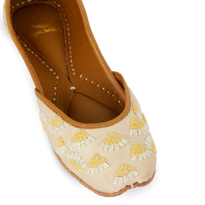 Sunehri Phool white embellished ethnic flats for women – additional detail view