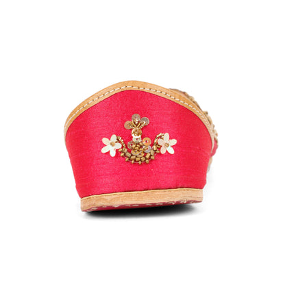 Magenta pink embellished ethnic flats for women – additional product view