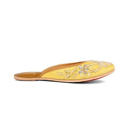 Jhoomar yellow embellished half jutti for women – additional product view