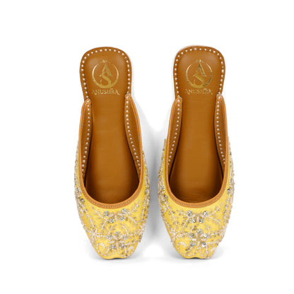 Jhoomar yellow embellished half jutti for women – embellishment detail view