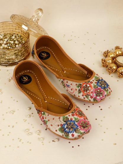 Nazakat Floral beige embellished jutti for women – front product view