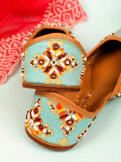 Mehfil blue embellished jutti for women – sole and heel view