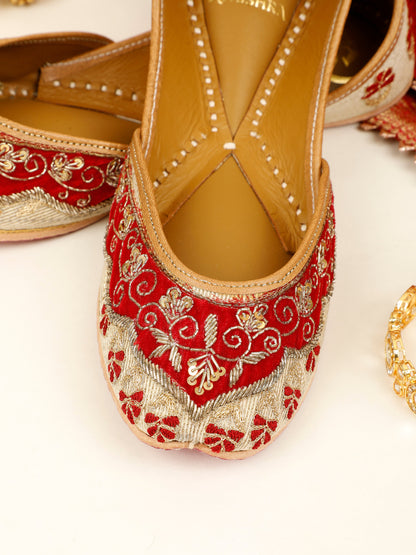 Rajwadi gold embellished jutti for women – top product view