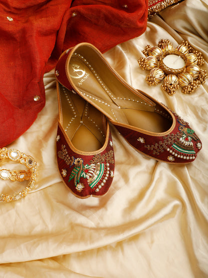 Meher Peacock Jutti
