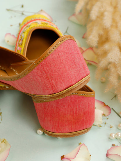 Yellow Pop yellow embellished ethnic flats for women – embellishment detail view