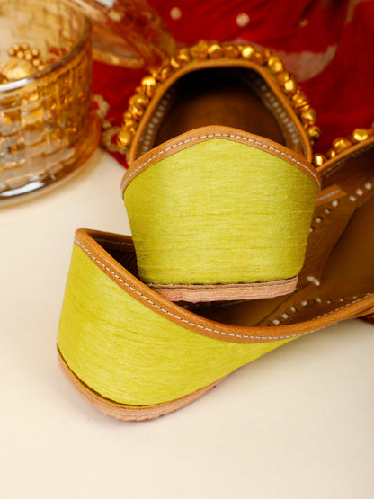 Gunguru green embellished ethnic flats for women – embellishment detail view