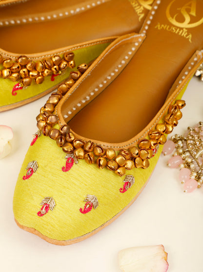 Zehra green embellished half jutti for women – sole and heel view