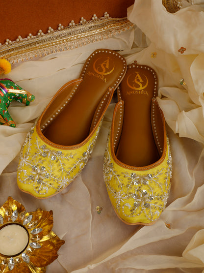 Jhoomar yellow embellished half jutti for women – top product view